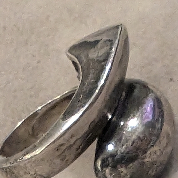Vintage Silver modernist spiralling amphora Dome Ring approx Size 6 - Picture 11 of 16